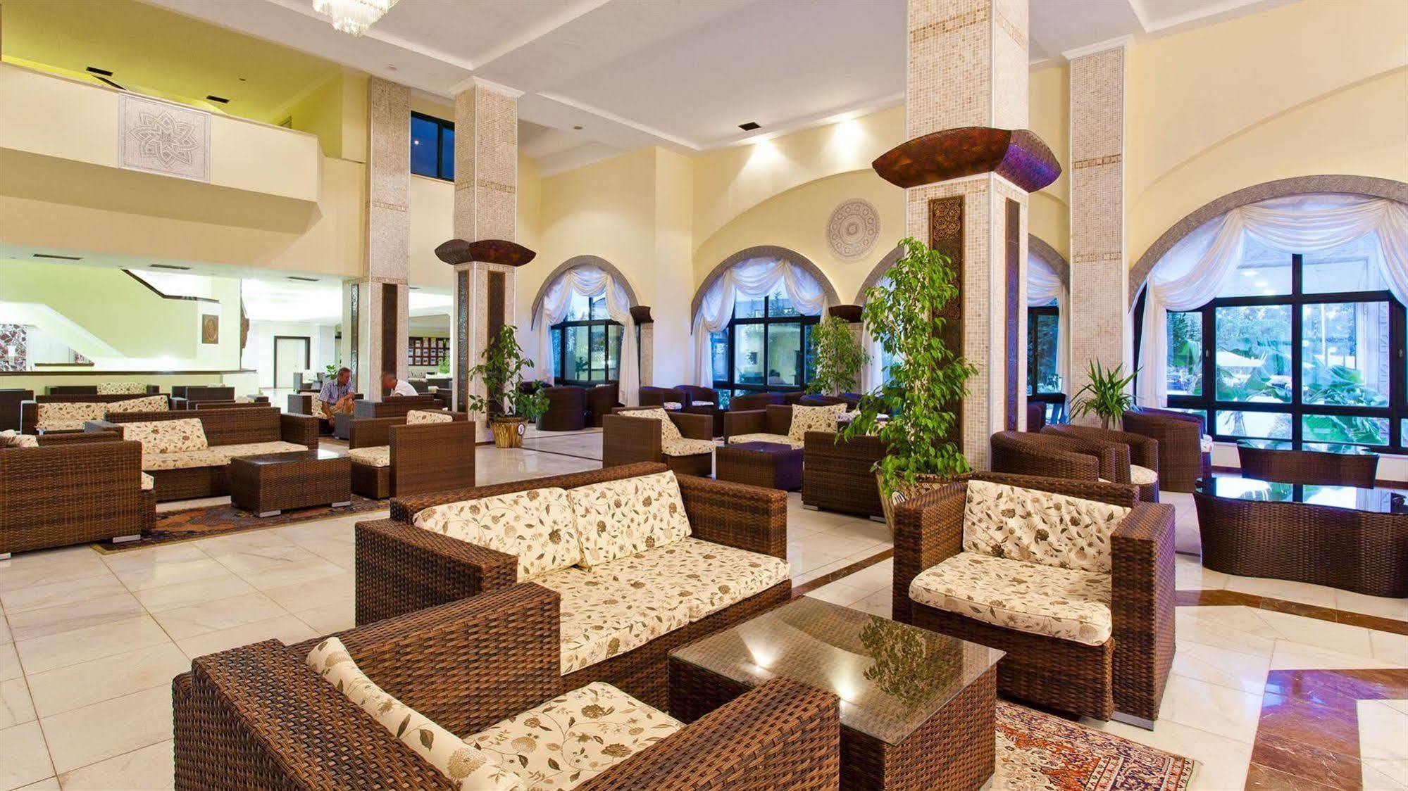 Ośrodek wypoczynkowy Sural Saray (adults Only) Side